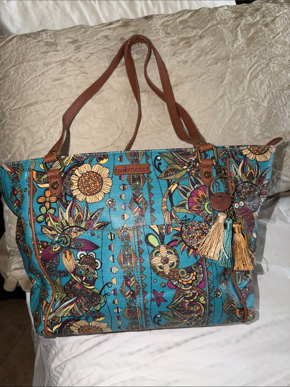 Sakroots Teal Floral Boho Canvas Tote with Tassel Accent owl key ring includied